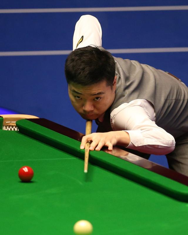 和外线牵制 和外线牵制