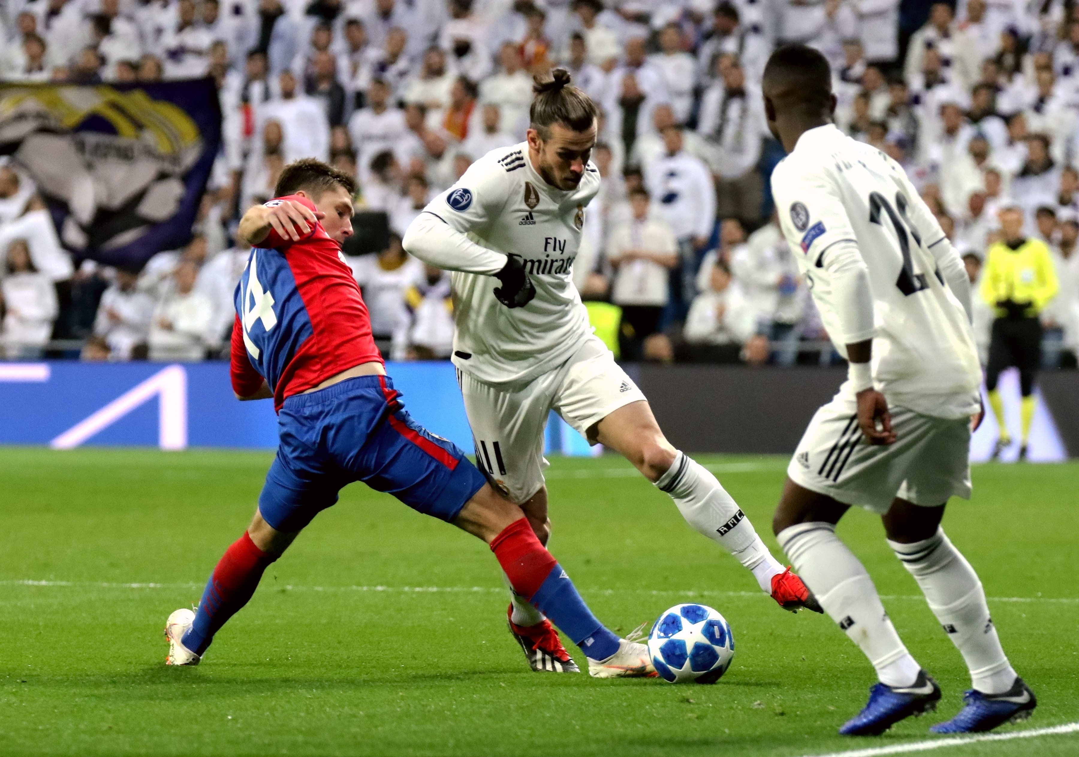 UI层级深 UI层级深